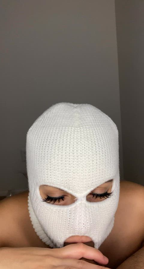 Masked Latina : video clip