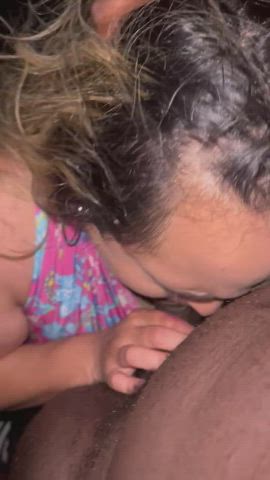 He was next to his wife while she sucked my dick : video clip