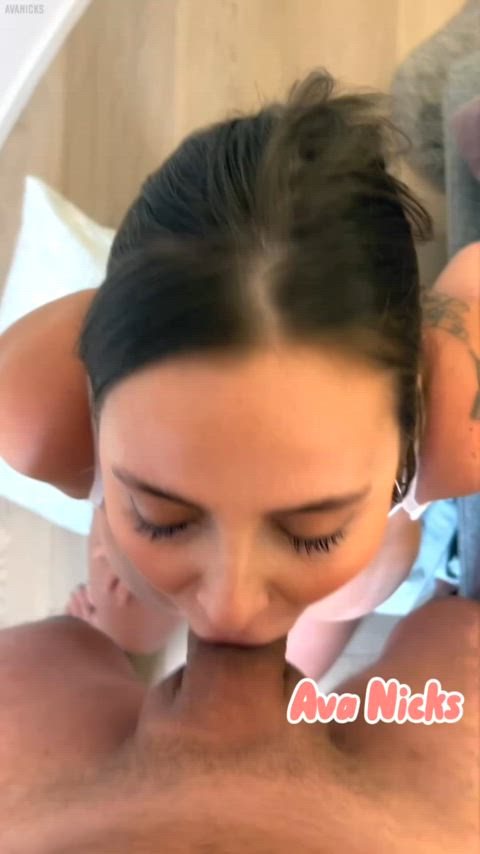 won’t stop sucking till you make a deposit all over my face : video clip