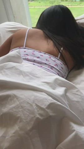 dawn very I need a little heat : video clip