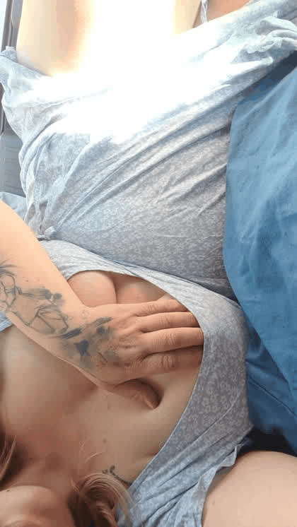 I love showing off my tits out in the open : video clip