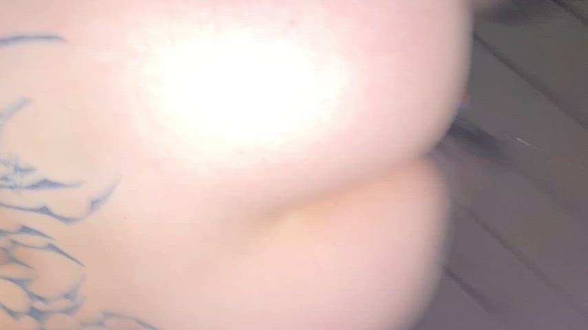 Massive Creampie After Public Fuck : video clip