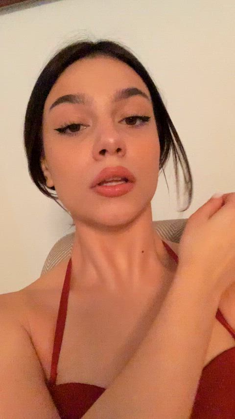 I'm fully legal and I want you to fuck my wet pussy till be both cum : video clip