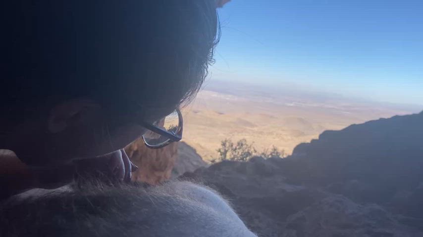 Giving head at altitude : video clip
