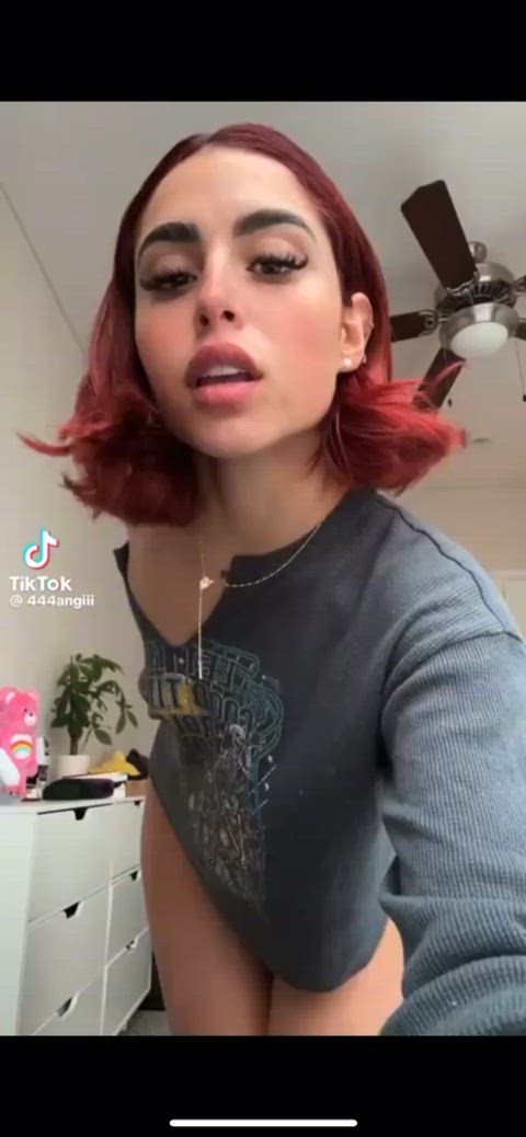 Who else loves gooning to TikToks : video clip