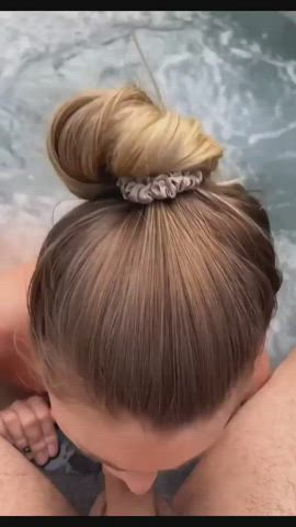 Pool facial : video clip