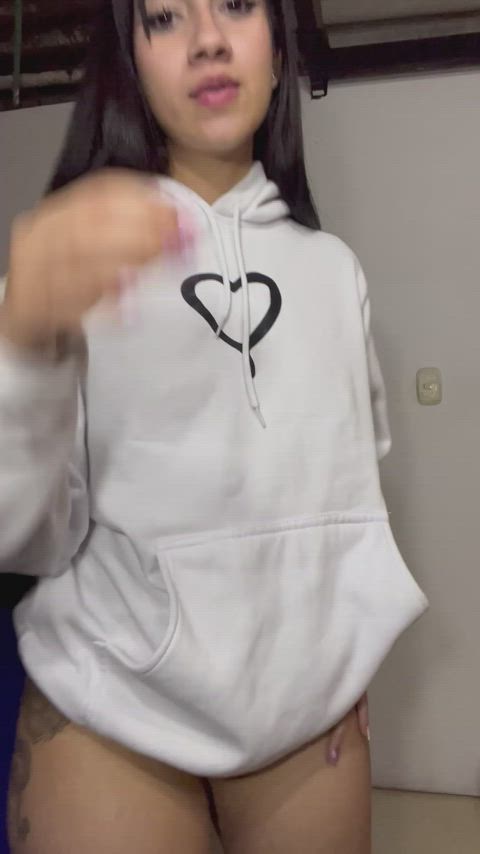 Can you rate my barely legal latina ass? : video clip