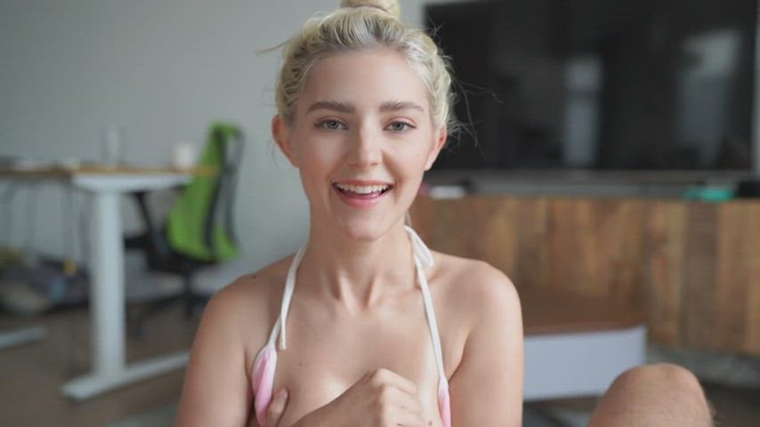 Eva Elfie 🥵 : video clip