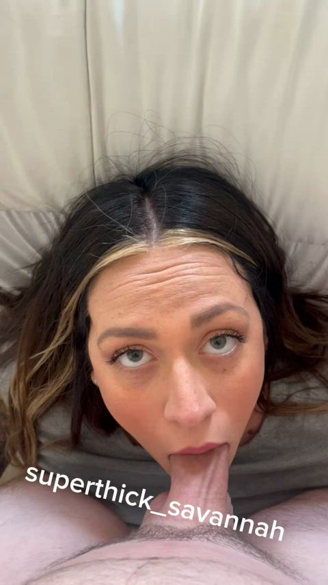 The bigger the cock, the better the gag : video clip