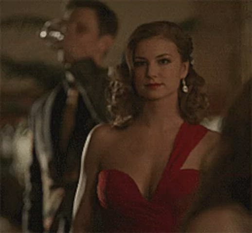 Emily vancamp : video clip