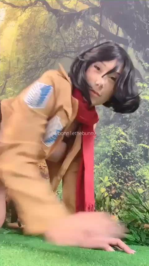 She makes goon like a animal : video clip
