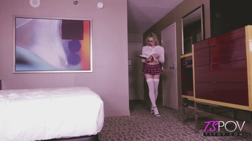 I like to help my buds with their fantasies during our goon sessions : video clip