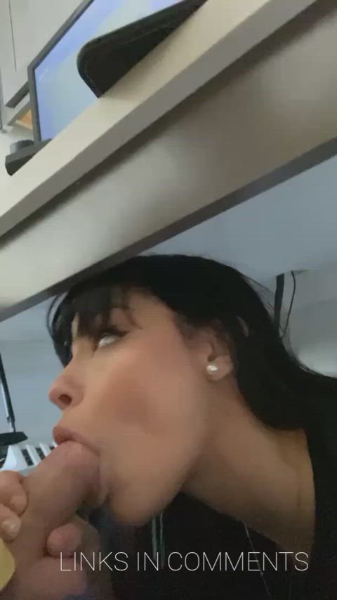 Study under the table : video clip