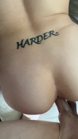Her pussy looks so perfect covered in cum : video clip