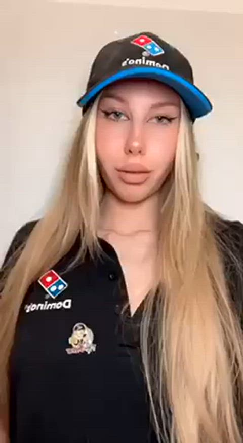 Decided to take a quickie while waiting for your order : video clip