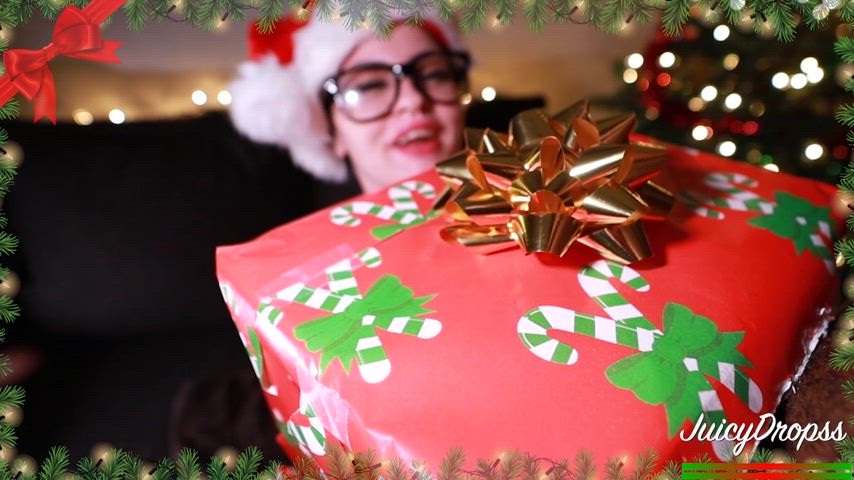 Happy Holidays🎄🎁💦 : video clip