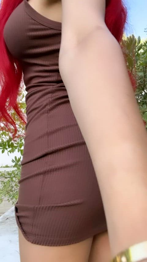 do college girls turn you on? : video clip