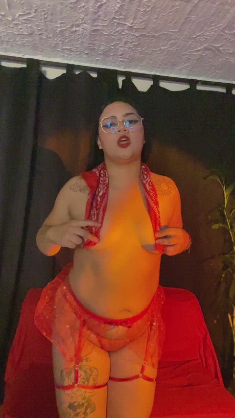 Too small or just the right size : video clip