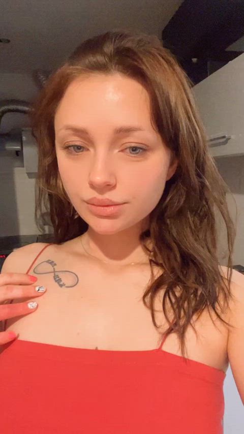 I want you to see my sweet sexy body : video clip