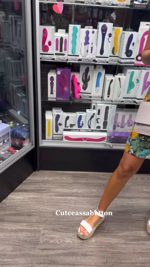 I’ll be your favorite sex toy. Self lubricated and no batteries required:) : video clip
