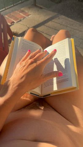 I’d let you disturb my reading only if you lay it deep ok? : video clip