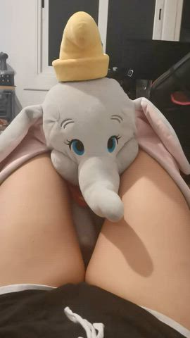 If you goon to my soft thighs I'll squish you like him... Deal? : video clip