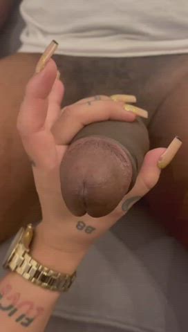 Huge cock handjob : video clip