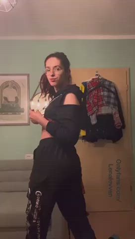 About to go into a meeting, let's dirty talk and goon for sexy girl cock the whole time. Melt my brain and distract me : video clip
