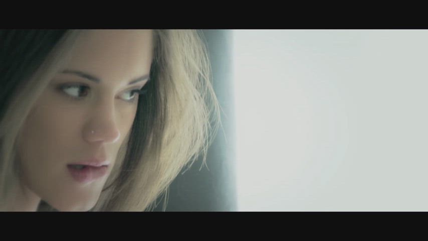 Caprice in "Arrest Me" : video clip