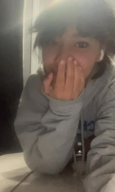 finally 18 wanna take me ? : video clip