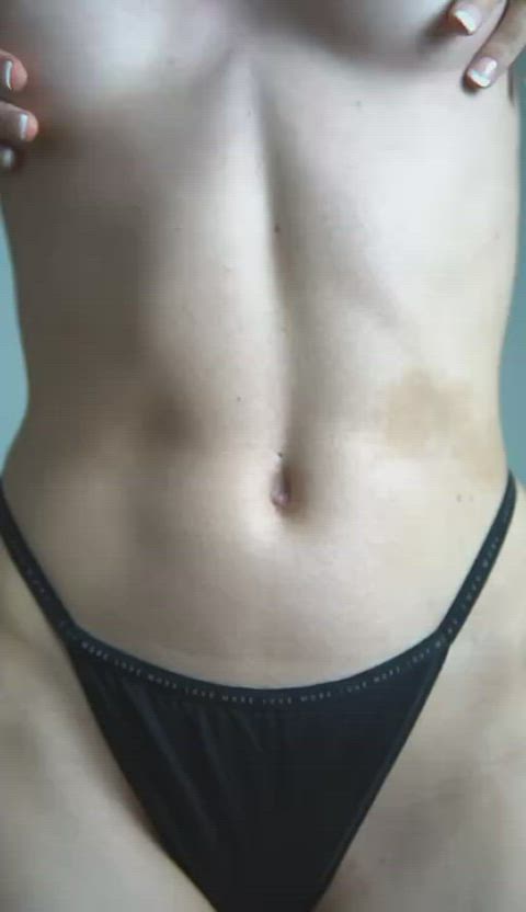 feel free to touch me everywhere : video clip