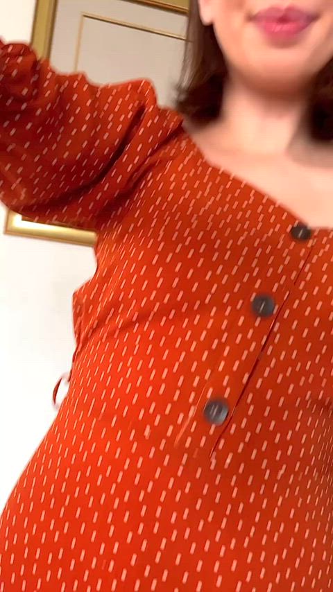 Plugged with no panties is my preference ;) : video clip