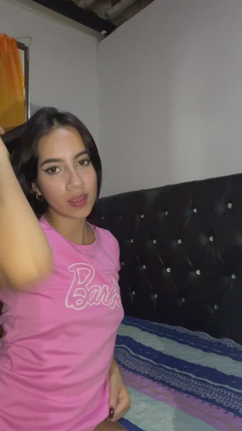 Play and use all my holes for an entire day : video clip