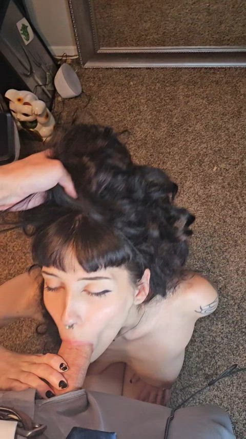 He loves how I treat his cock : video clip