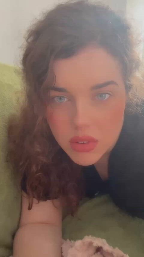 There is one one thing that you can do with this ass gooner : video clip