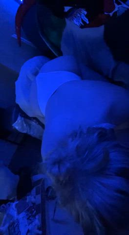 Enjoying that cock : video clip