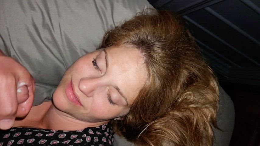 Woke up for a facial and went back to sleep : video clip