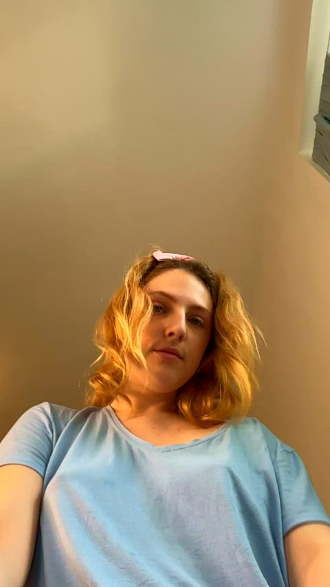 I smash at the first chance I get : video clip