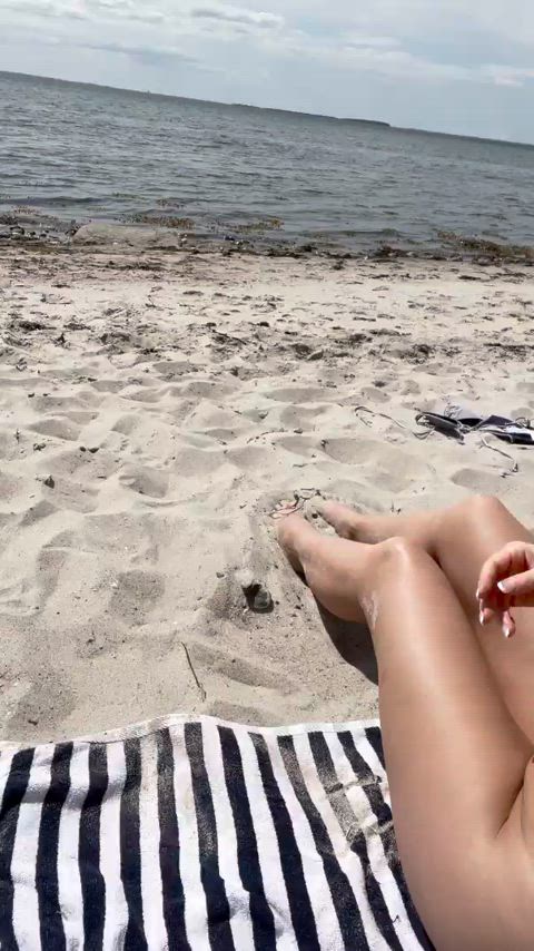 Wonder if anyone actually looks at me haha! Love having my boobs out! : video clip