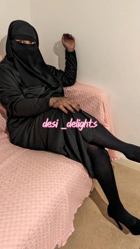 A lady in the streets : video clip