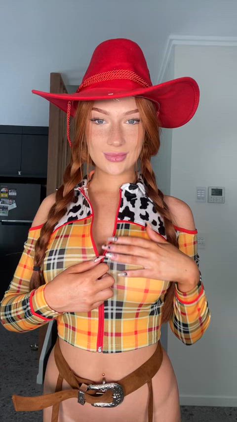 Redhead cowboy, turnon? : video clip