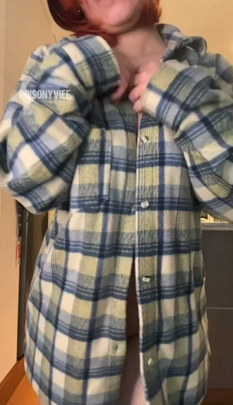 Do Latin big tits gets your attention now? : video clip