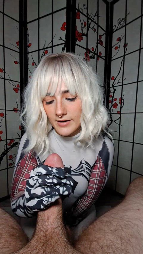 Gwenom From Spiderman Stroking Out A Thick Webshot : video clip