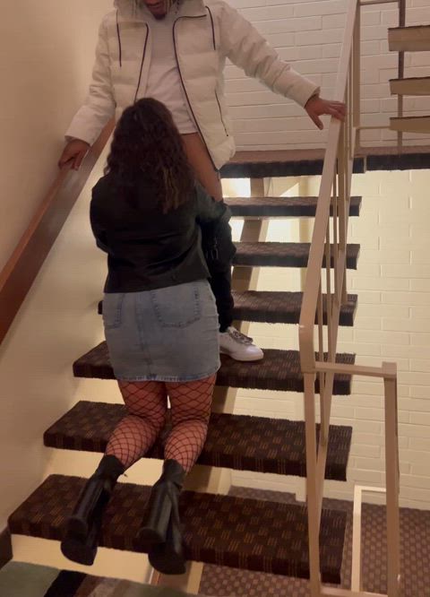 Sucking a bbc on the stairs : video clip