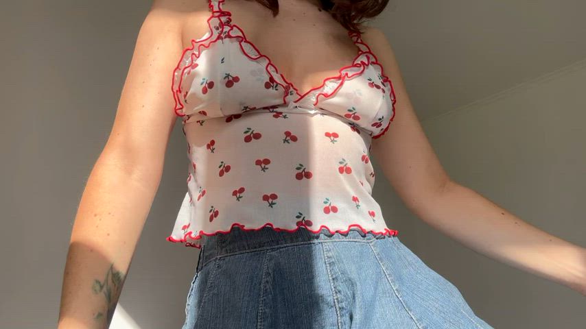 america's birthday party = no panties allowed : video clip