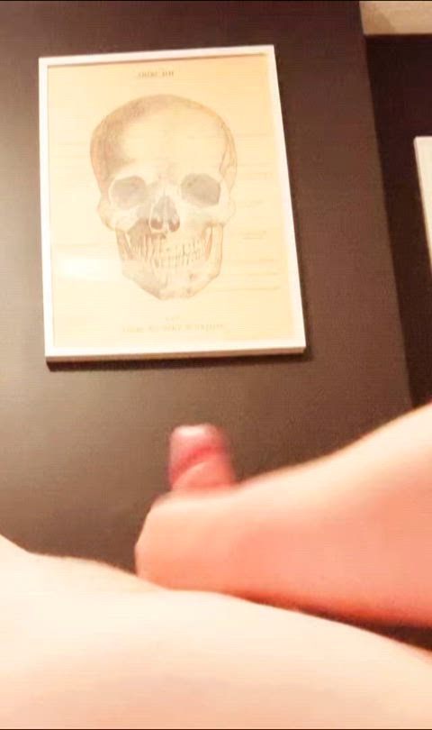 My daddy cums hard : video clip