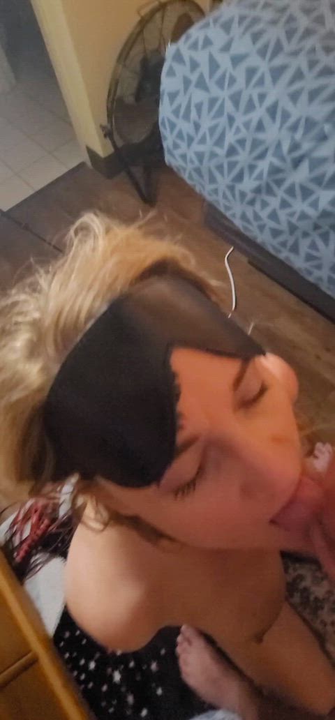 Give me all your cum 🤤. I love being an obedient cumslut : video clip