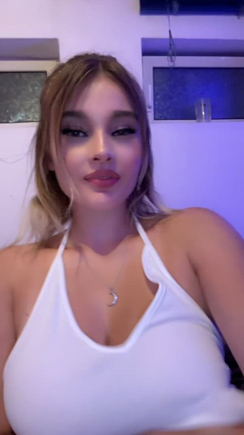 you can jerk off to my big tits (F18) : video clip