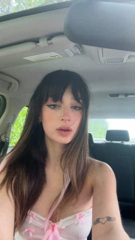 I'm barely legal and I'm already jumping on cocks : video clip