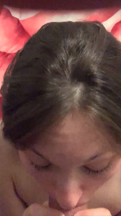 Finishing off my roommate before he goes to bed : video clip